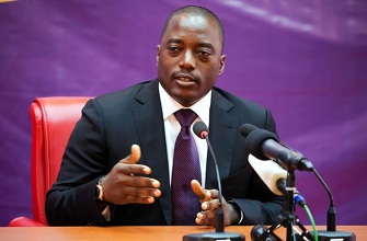 Joseph Kabila  s'adresse aux mdias le 18 octobre 2011 au palais prsidentiel de Kinshasa