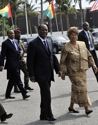 Alassane Ouattara et Ellen Johnson Sirleaf lors d'un sommet de la Cedeao