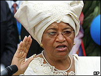 Ellen Johnson-Sirleaf engage t-elle une bataille contre la corruption ?