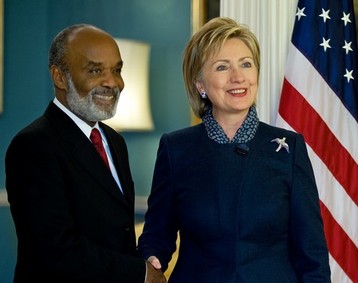 Ren Preval et Hillary Clinton