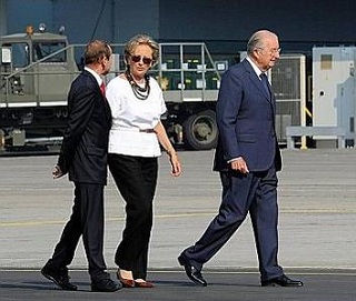 Le roi et la reine de Belgique  leur arrive  Kinshasa