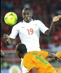 Demba Ba face au zambien Stoppila Sunzu