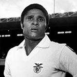Eusebio lors d'un match  Wembley