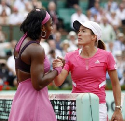 Serena Williams et Justine Henin  la fin du match