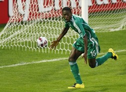 Le nigerian Sheriff Isa vient d'galiser face  la Colombie