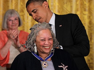 Toni Morrison rcompense par Barack Obama
