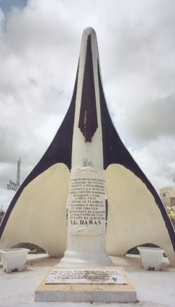 La tombe de Lon Gontran Damas en Guyane