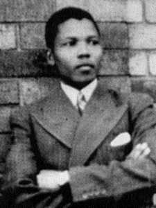 Nelson Mandela  19 ans,  Umtata, dans la province du Transkei