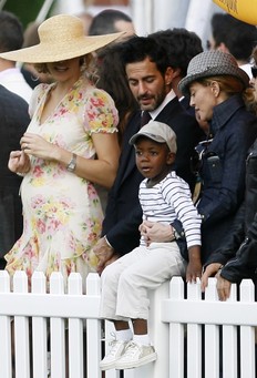 Madonna et son fils adoptif David