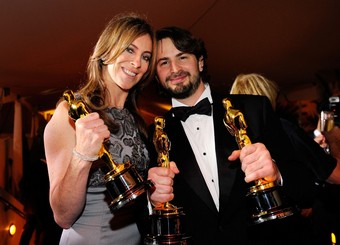 Kathryn Bigelow, oscar du meilleur réalisateur, et Mark Boal, oscar du meilleur scénario original