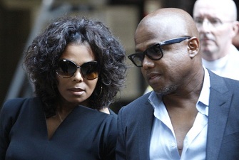 Janet et Tito Jackson quittent le tribunal aprs l'ouverture du procs du Dr Murray