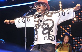 Papa Wemba sur scène lors de l'édition 2016 du Femua